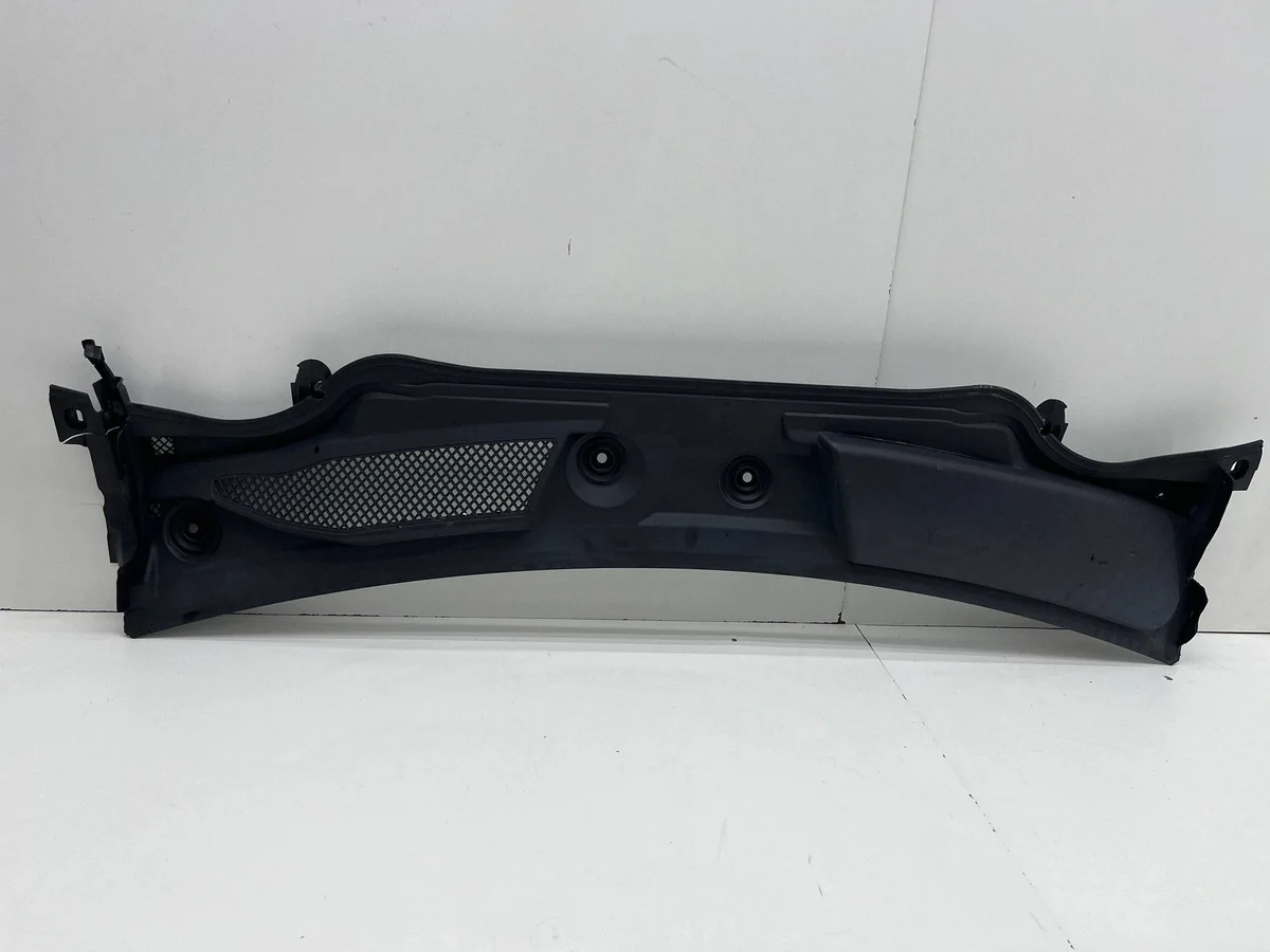 Abdeckung Windlauf Mercedes W176 A1768300013