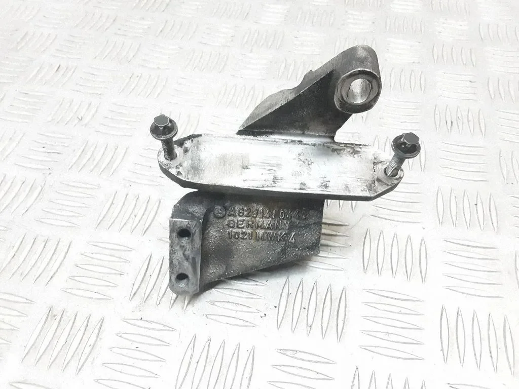 Engine Mount Right Mercedes-Benz M (W163) A6281410440