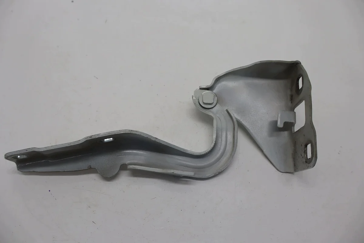 Charnière capot Fiat Panda III Gauche A24A22-D41D8C-2020D4