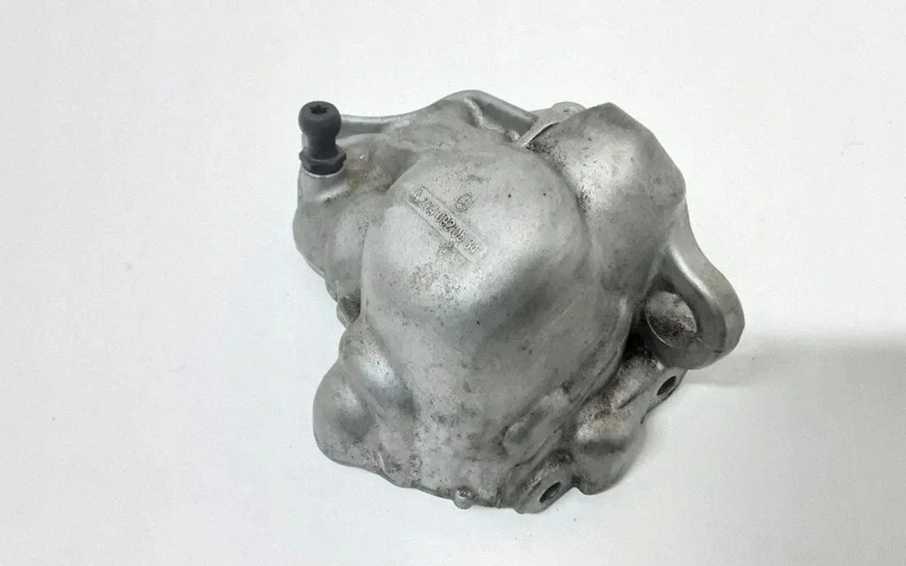 Mercedes-Benz E-Class (S213) Engine Mount Right A2740920534