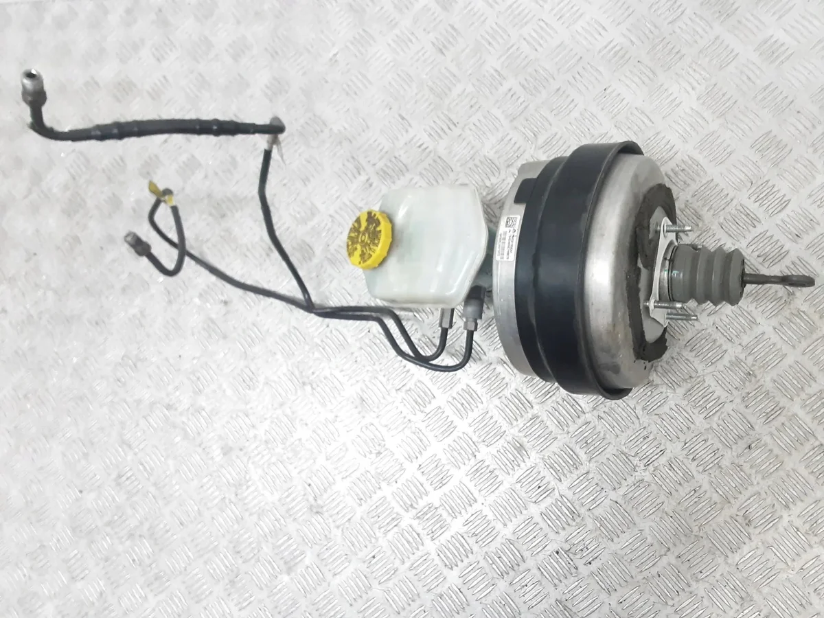 Dodge Durango III Bremskraftverstärker 04581956AF