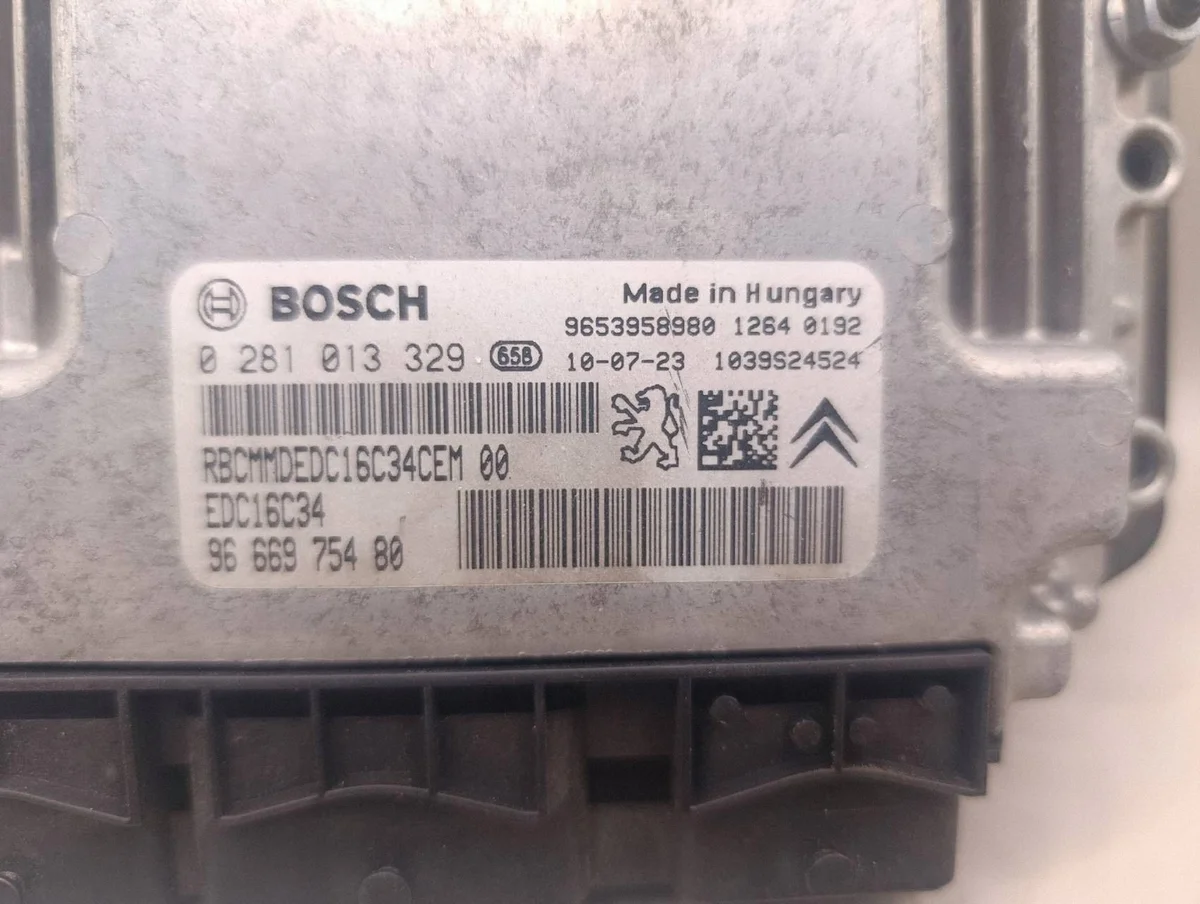 Engine Control Unit Mercedes-Benz E C207 W207 9653958980 image 4