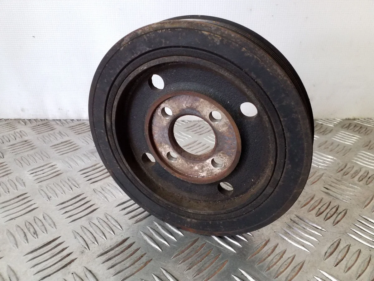 Chrysler Grand Voyager V Hihnapyörä VAI31506