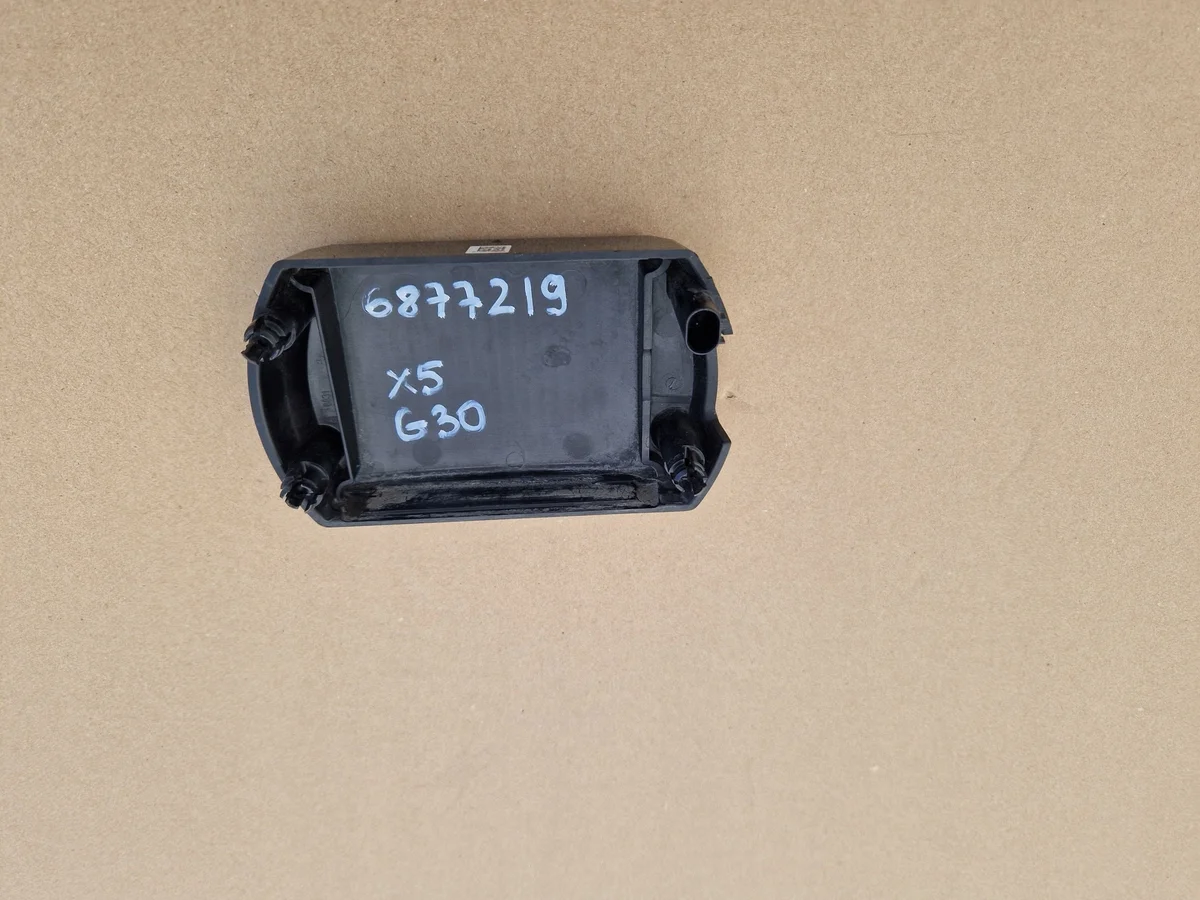Tutka-anturin kotelo BMW G30 G05 G01 6877219