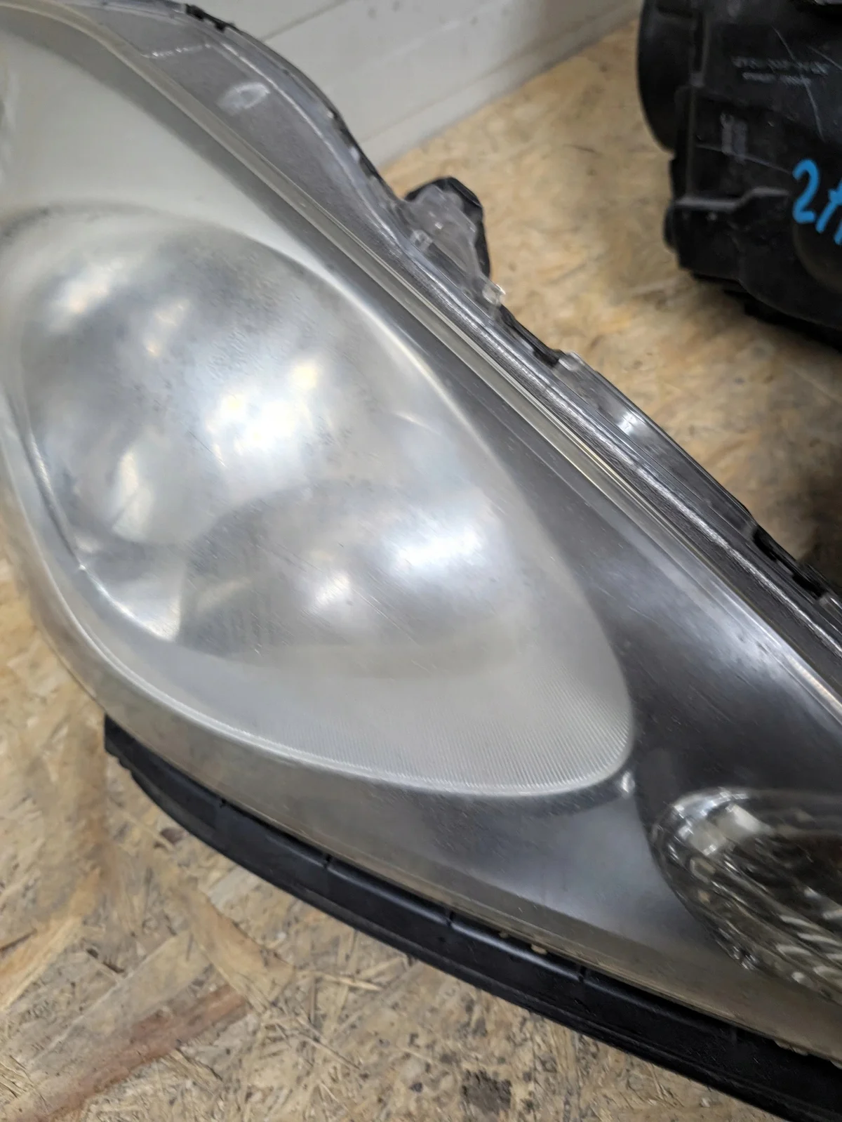 Faro delantero Honda Jazz III 08-12 Izquierdo OEM 08-12ROK