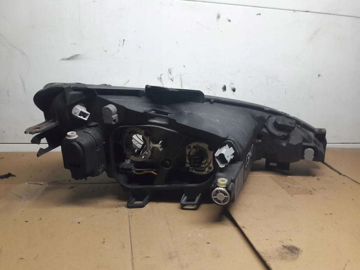 Phare avant gauche Peugeot 206 SW 9628666880