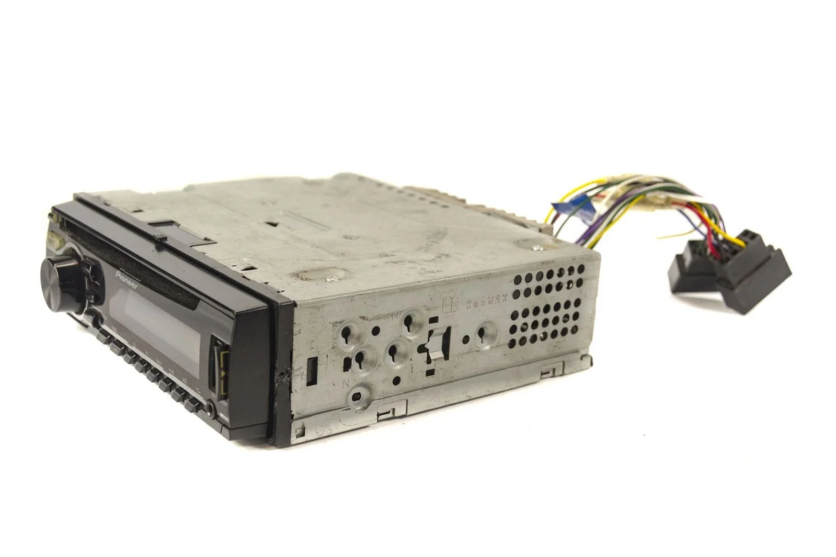 Pioneer DEH-1700UB billjudsenhet