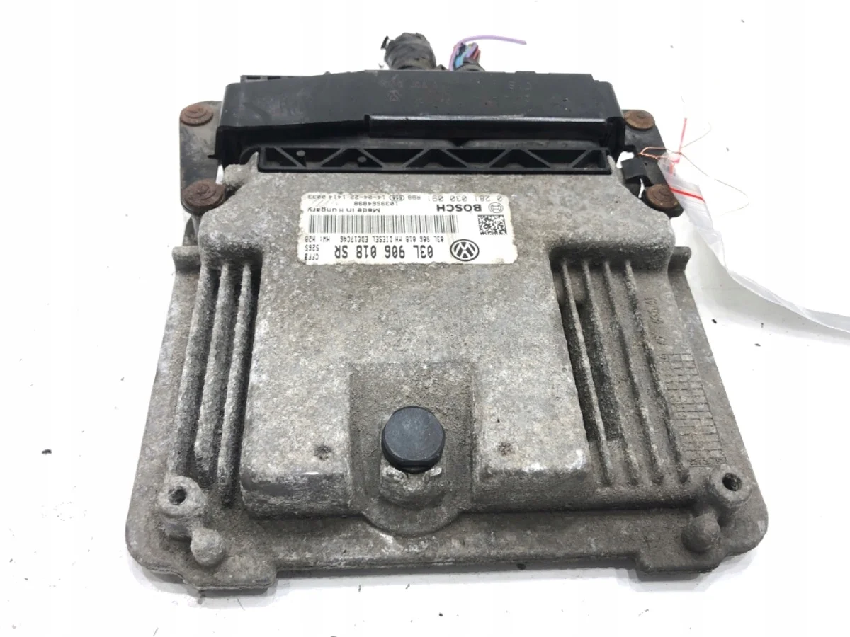 Engine Control Unit Skoda Superb II 03L906018SR 2.0 TDI