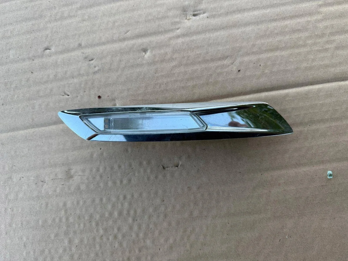 Pisca Guarda-lamas Esquerdo BMW 5 F07 7199633