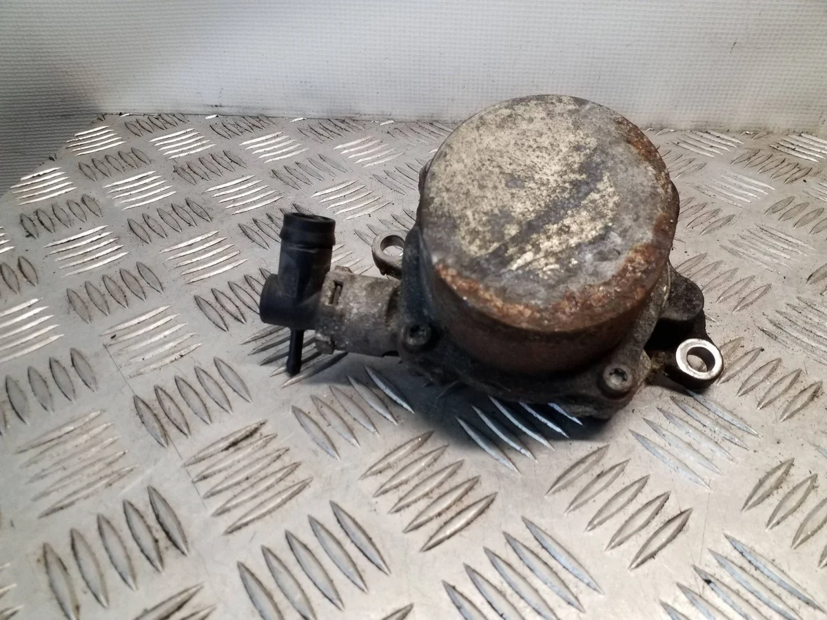 Vacuum Pump Renault Trafic III VAI65697 image 4