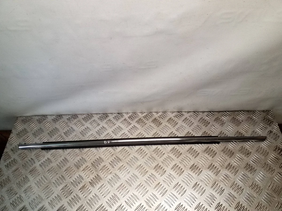 Modanatura posteriore destra Toyota Auris E180 VAI66190