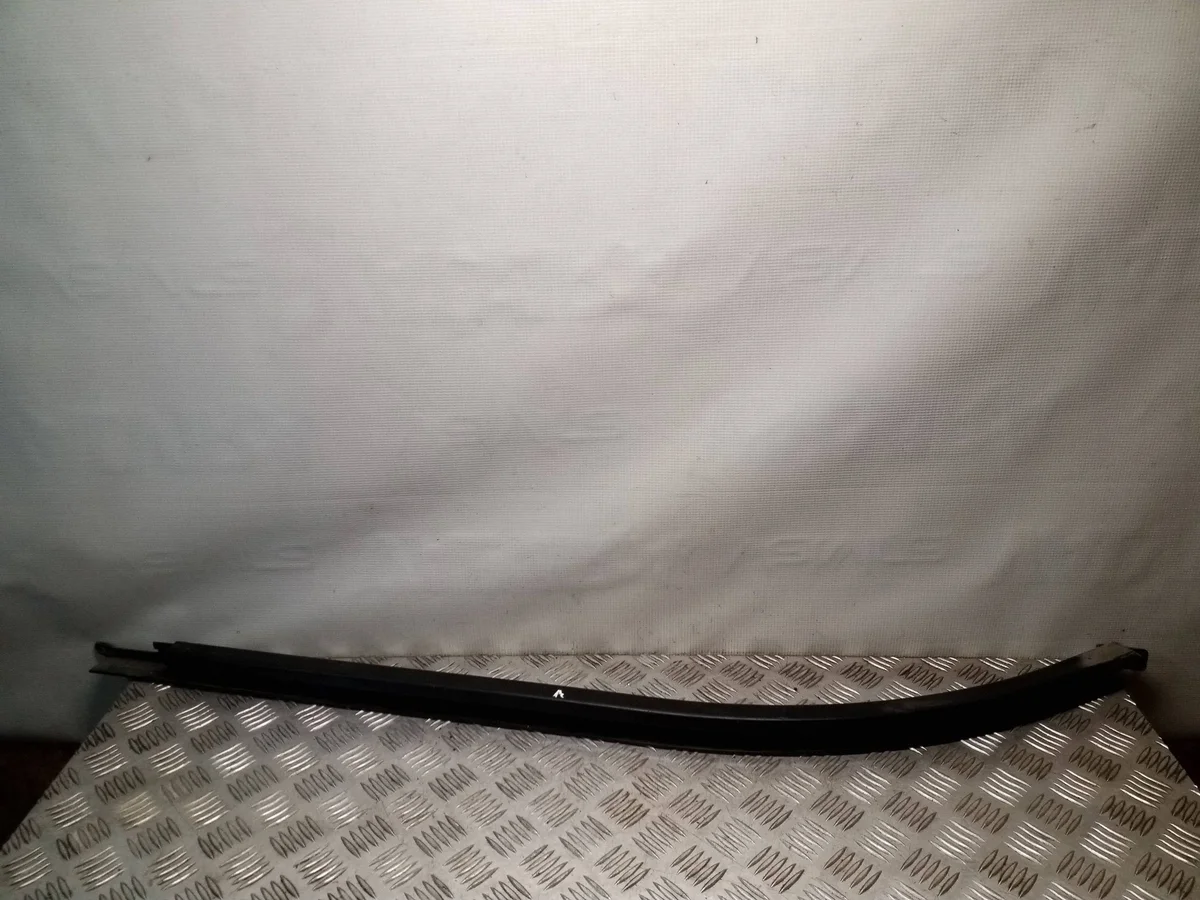 Peugeot Expert Trinco Inferior Porta Corrediça Direita 1498215080B