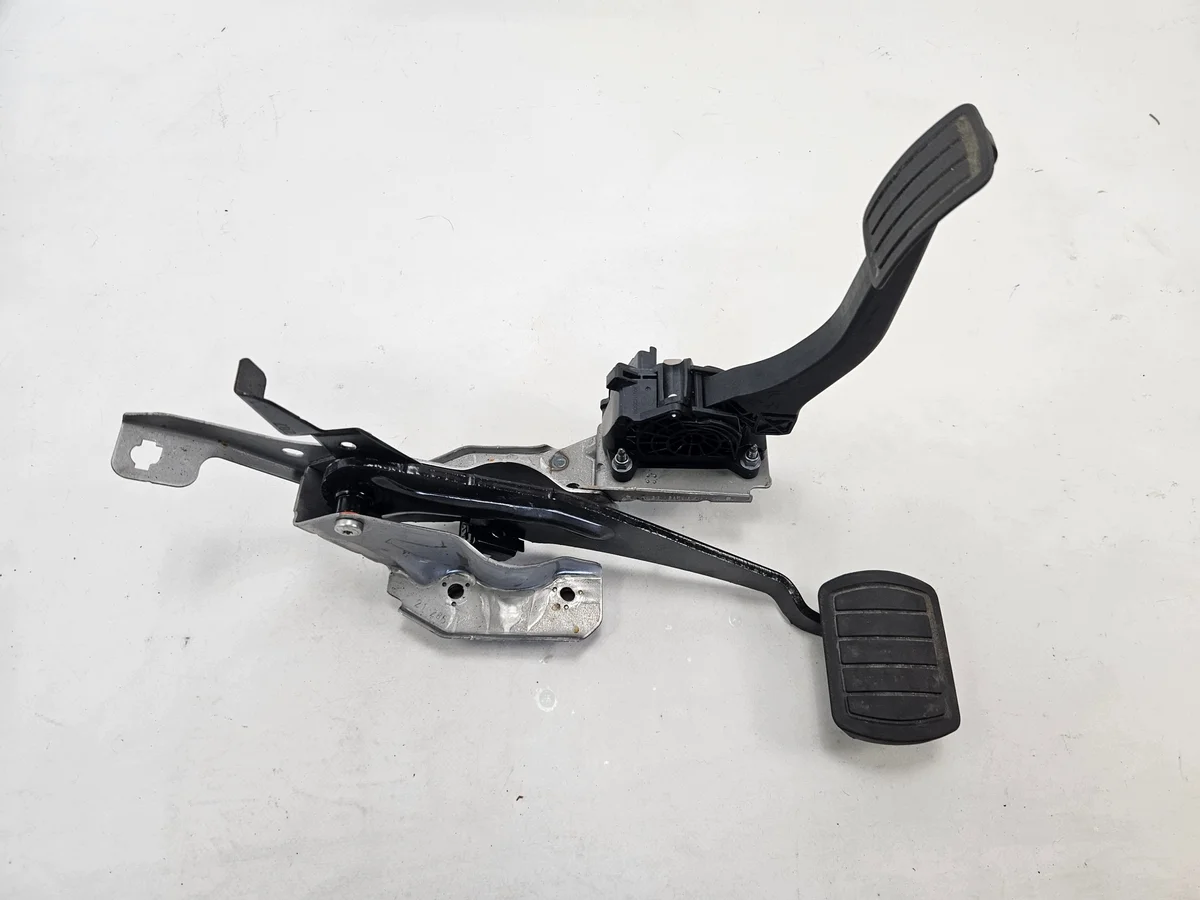 Gaspedaal Peugeot 3008 II 5008 II 9836042080