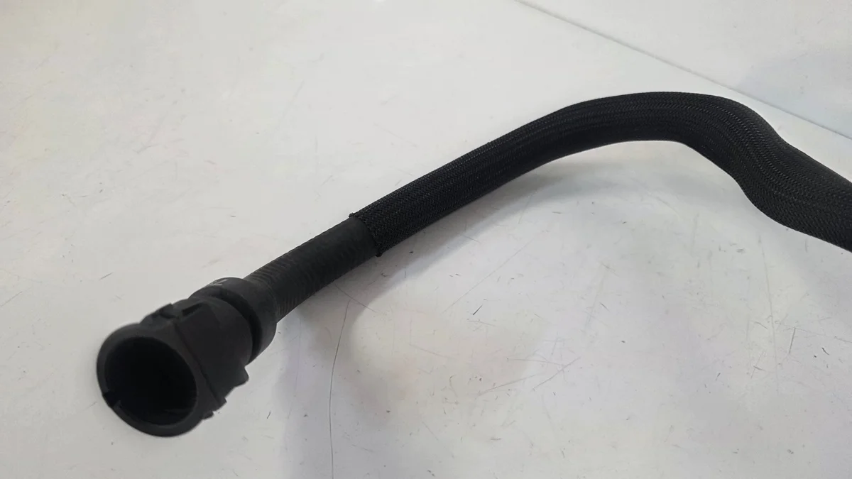Kühler Wasserschlauch Peugeot 208 II Electric 9826179280PEUGEOT208II