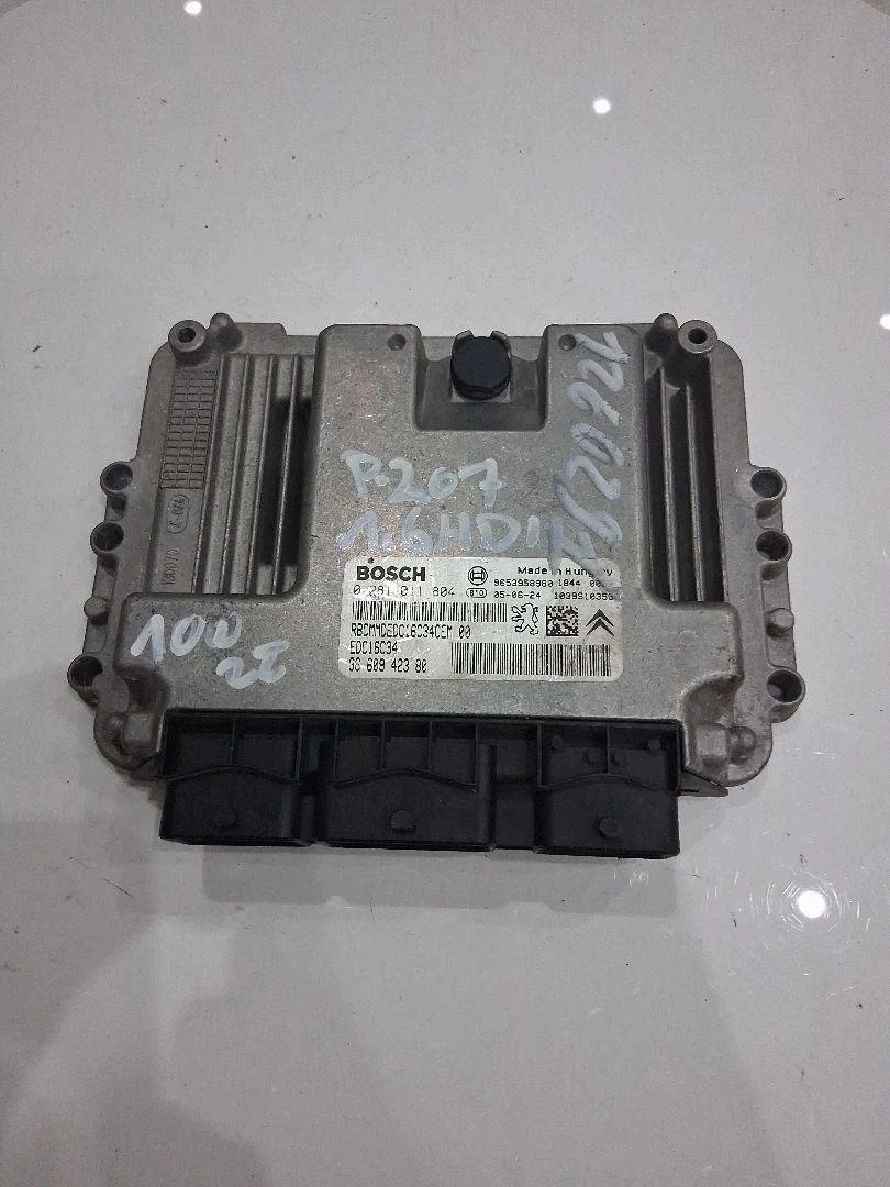 Engine Control Unit Peugeot 207 1.6 HDI 9660942380