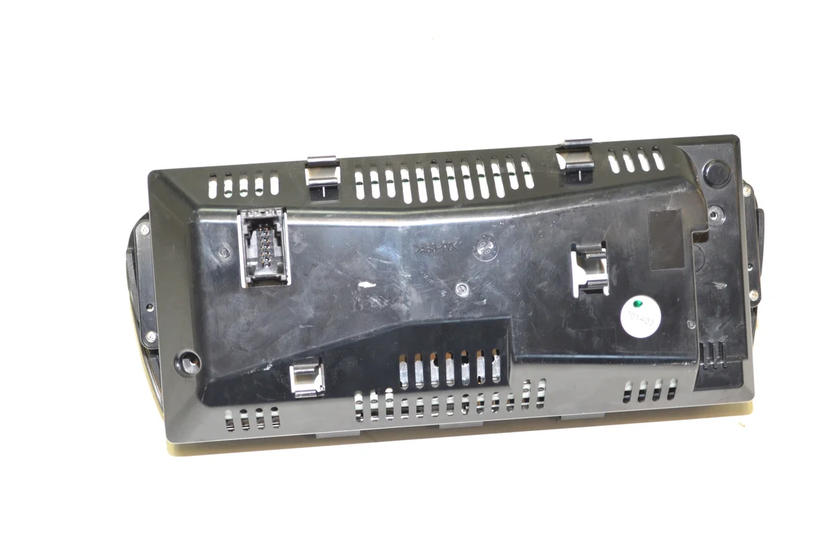 Navigation Screen BMW E60 E61 E90 E91 9151979 image 3