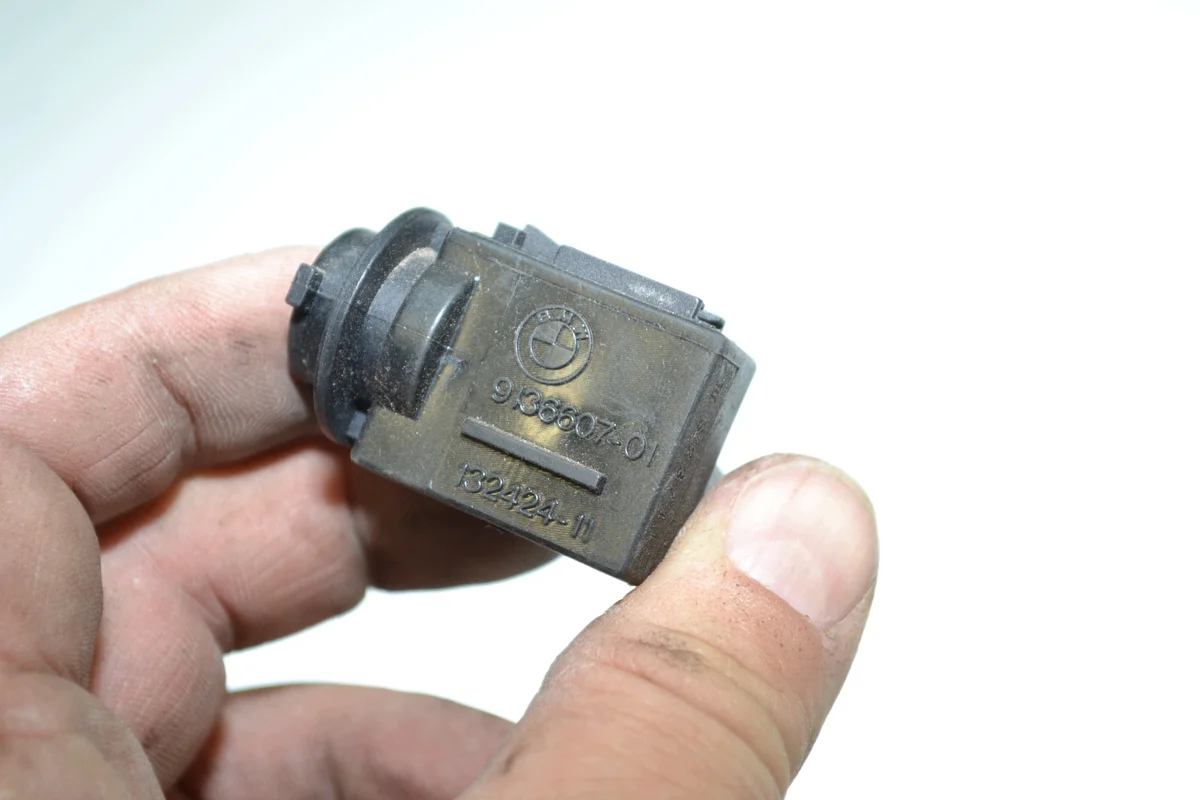 Capteur AUC 6988303 BMW E60 E61 E63 E64 E65 E66 E70 E71 E72 R55 R56 R57 image 4