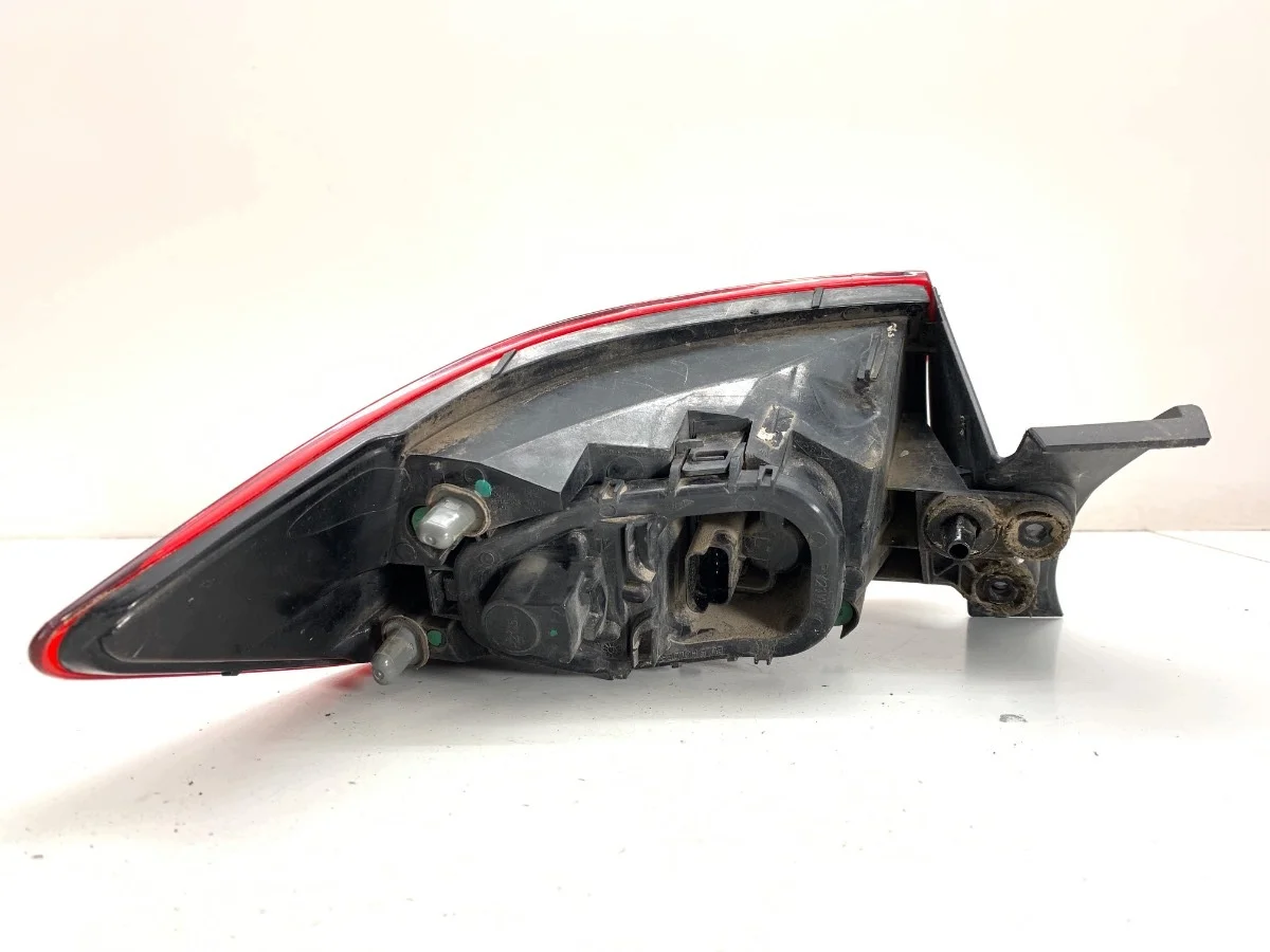 Luce posteriore destra Renault Clio IV 265506608R