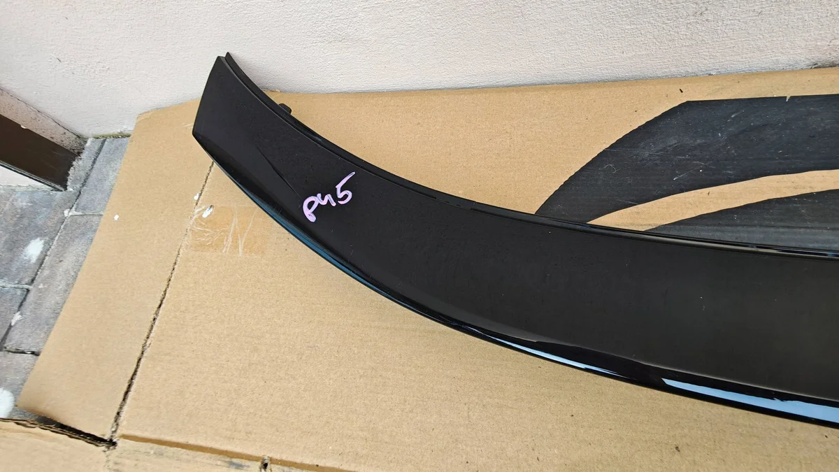 Toyota C-HR Heckspoiler 76812F4120 thumbnail 4