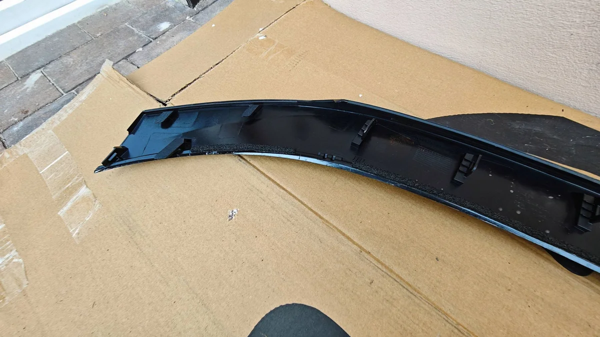 Toyota C-HR Heckspoiler 76812F4120 thumbnail 7