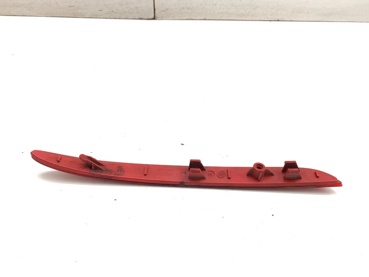 Takapuskurin heijastin Mercedes C-sarja A0998208700