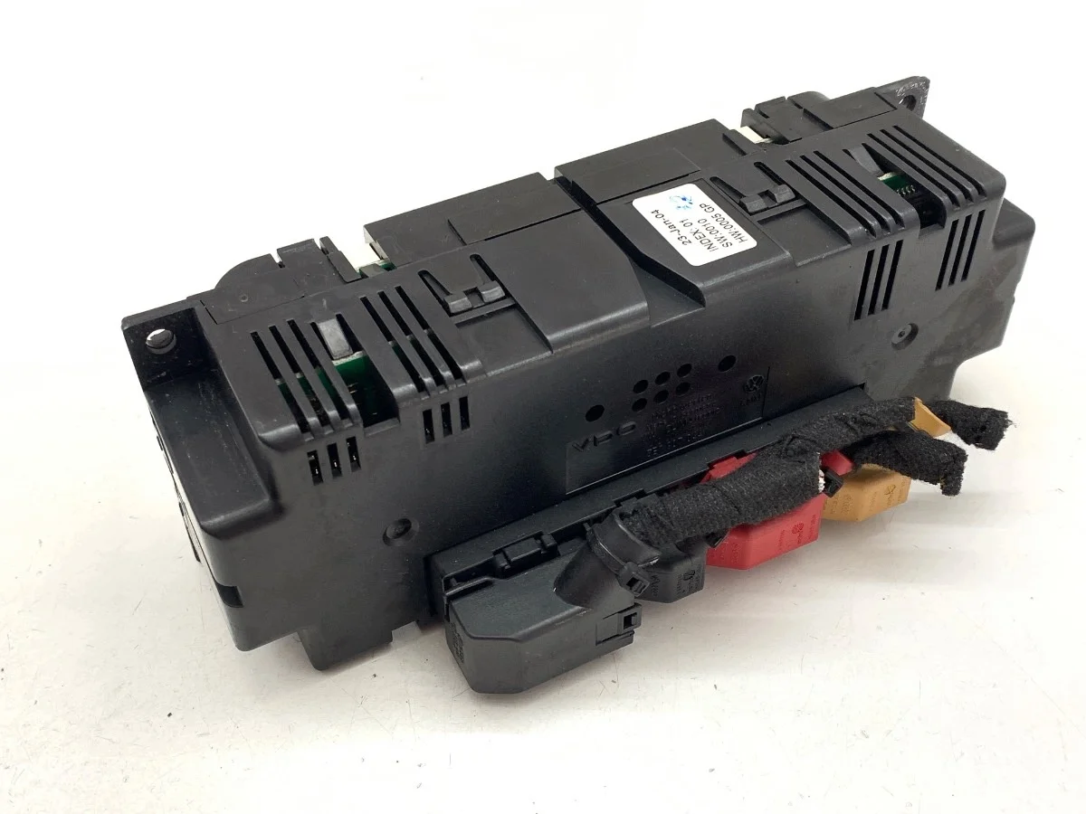 Ohjauspaneeli ilmastoinnille VW Passat B5 FL 3B1907044K