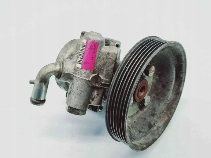 Ohjaustehostimen pumppu Alfa Romeo GTV 26069130