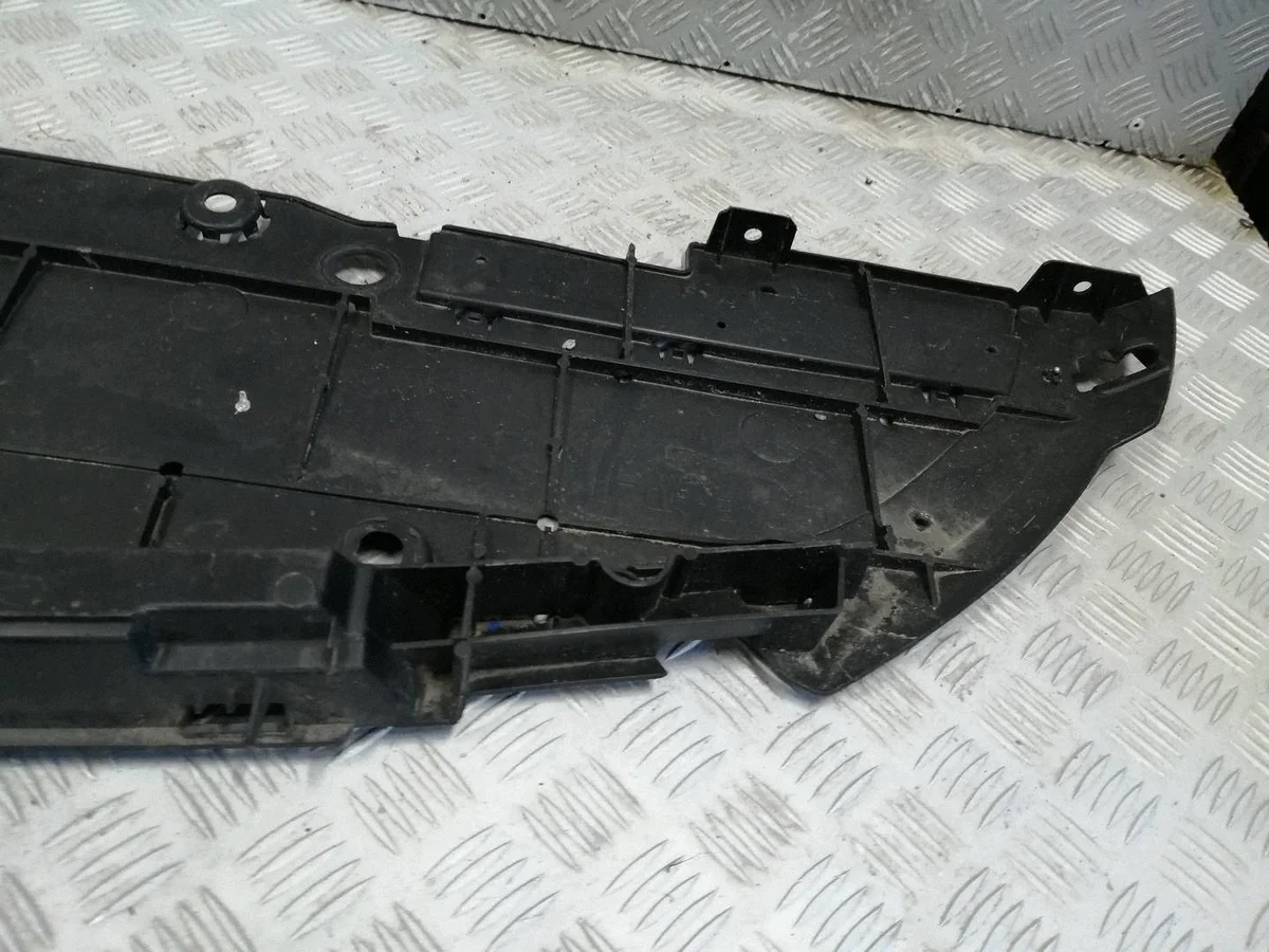 Cache sous pare-chocs Renault Megane V E-Tech 638440247R