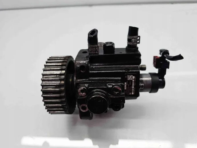 Polttoainepumppu Opel Zafira C 1317517 2011-2017