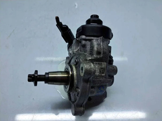 BMW X3 F25 High-Pressure Fuel Pump 8511629-09