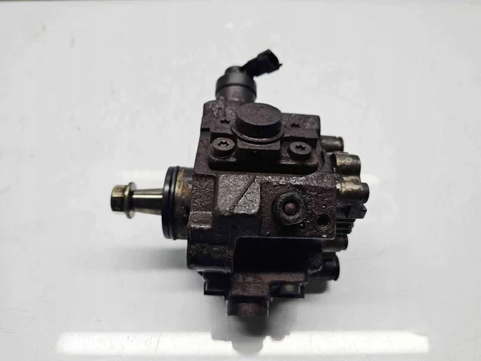 Brandstofpomp Kia Carens IV 33100-2A420