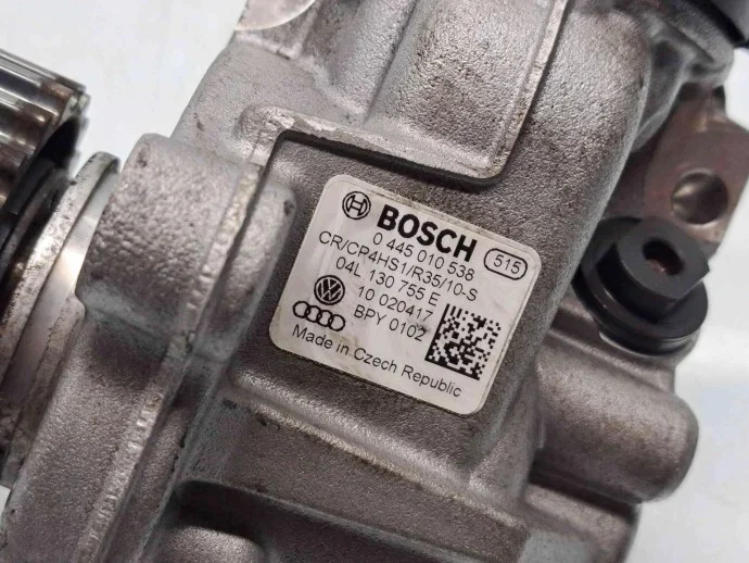 Audi A4 B9 A5 2.0TDI Insprutningspump 04L130755E