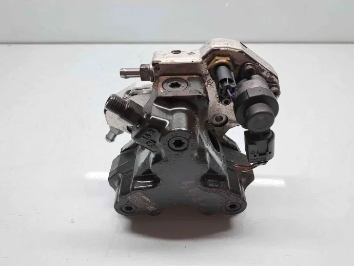 Bränslepump Mercedes E-klass W212 A6420701001