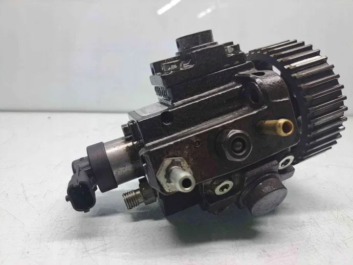Opel Insignia A Injectiepomp 55574632 thumbnail 4