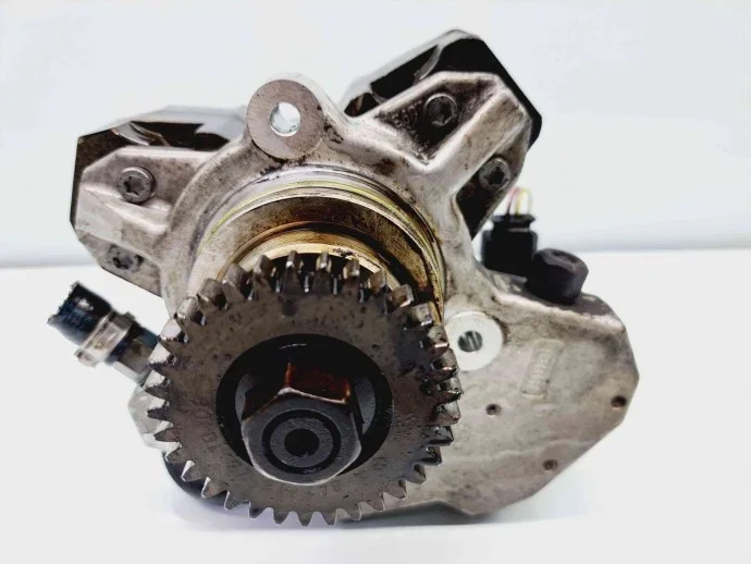 Pompa alta pressione Mercedes Classe E W212 A6420104447