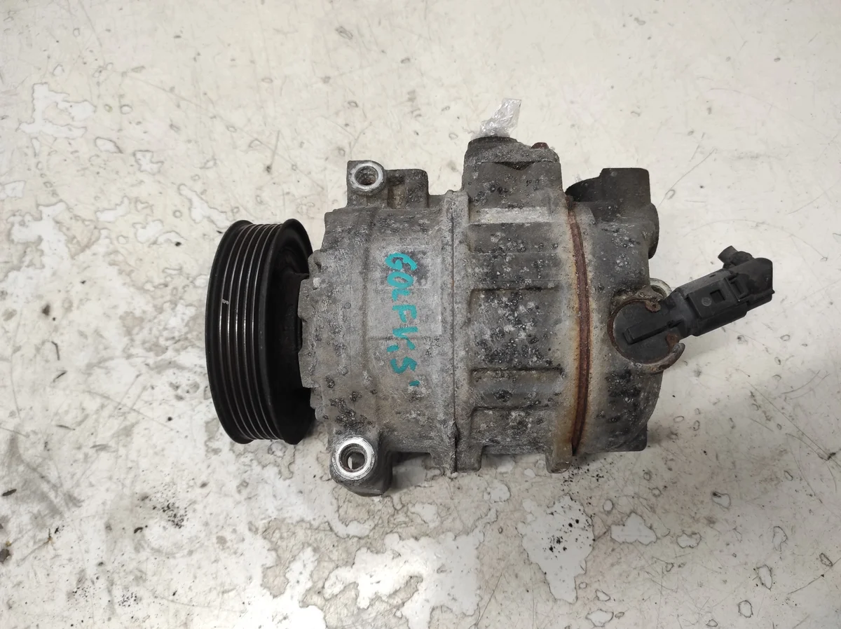 VW Golf V Airconditioning Compressor thumbnail 5