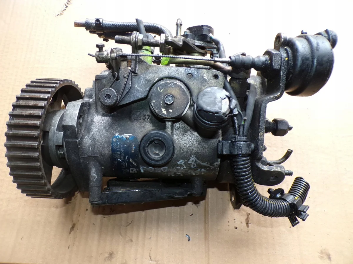 Insprutningspump VW Polo 1.9D 028130115J