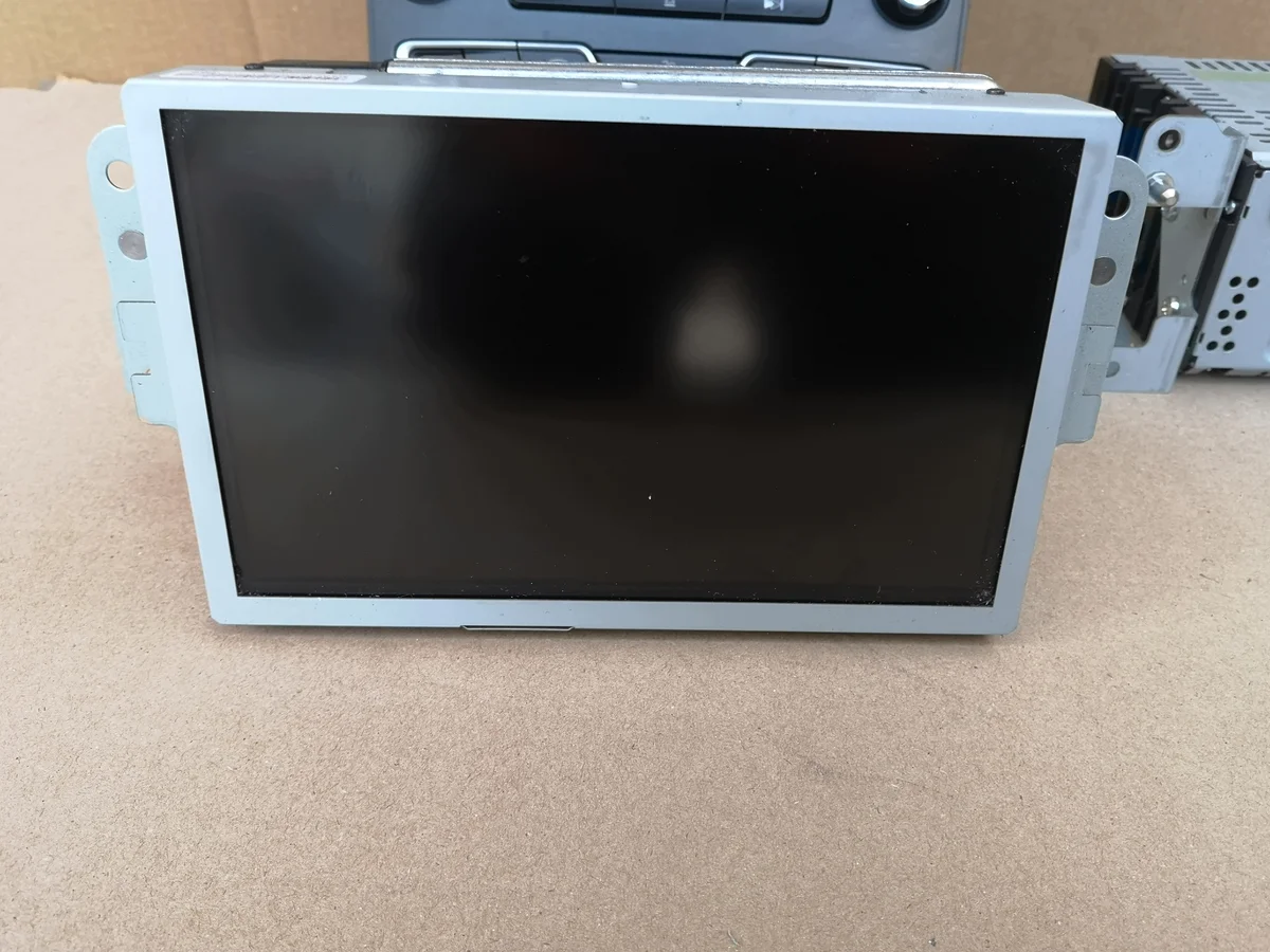 Radio-navigointi Ford Mondeo MK5 DS7T-14F239-CJ image 3