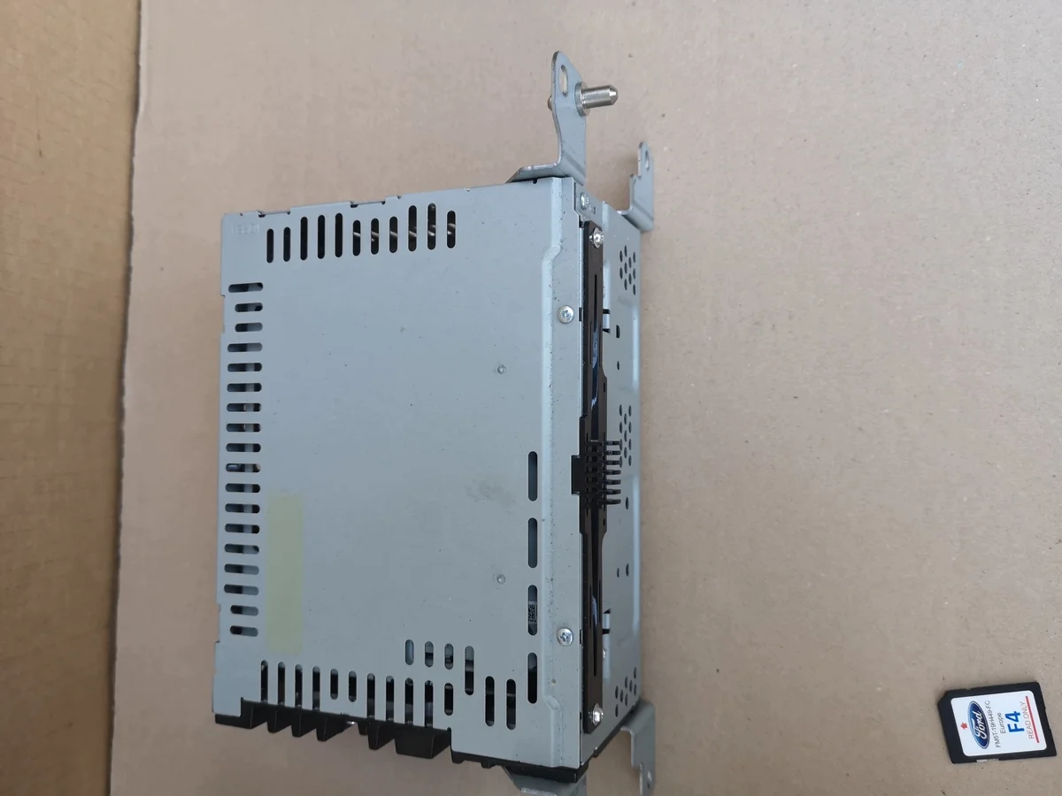 Radio-navigointi Ford Mondeo MK5 DS7T-14F239-CJ image 5