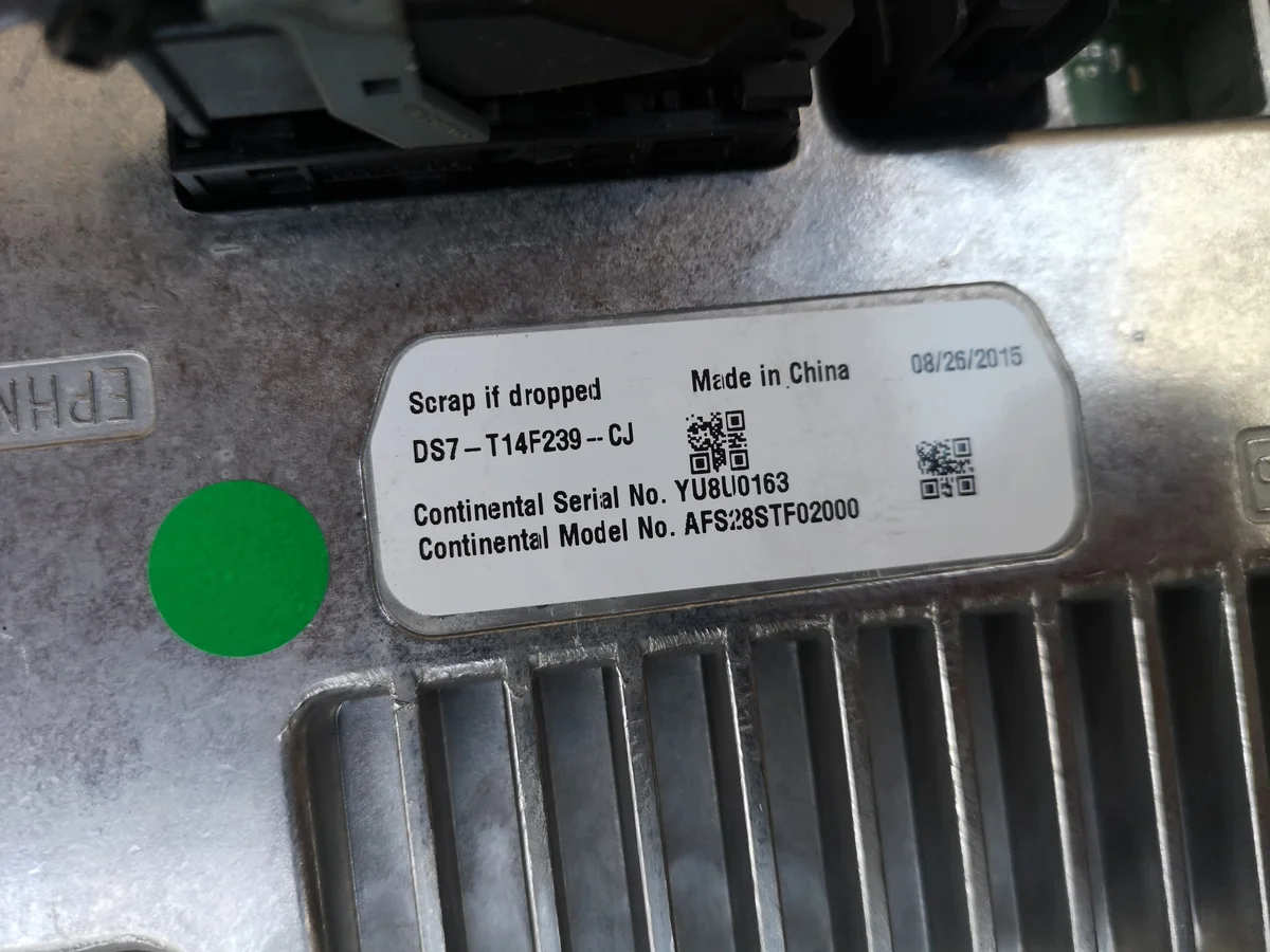 Radio-navigointi Ford Mondeo MK5 DS7T-14F239-CJ image 8
