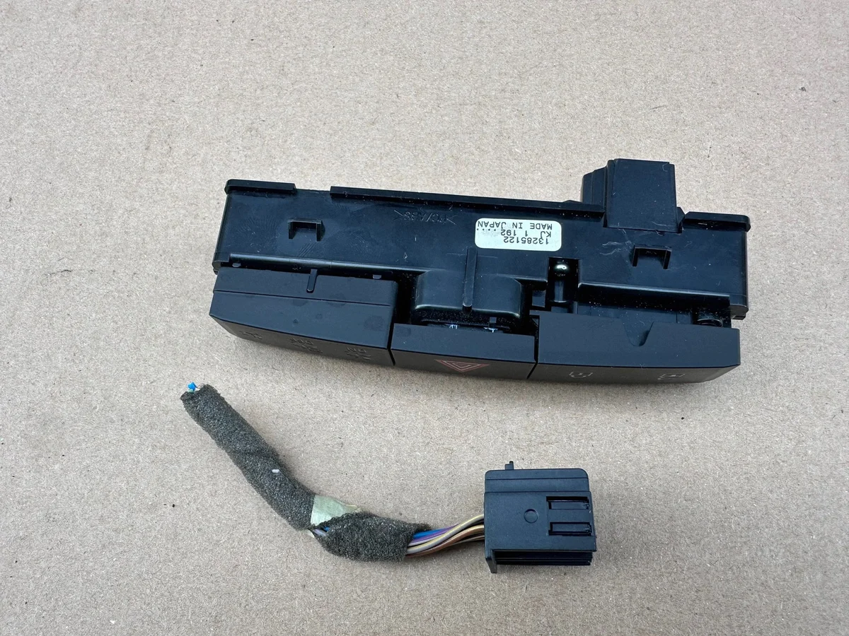 Opel Astra IV J Schalter Warnblinker 13285122 image 8