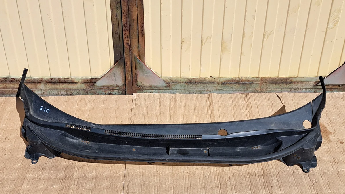 Kia podszybie plastikowe 86150 1W000
