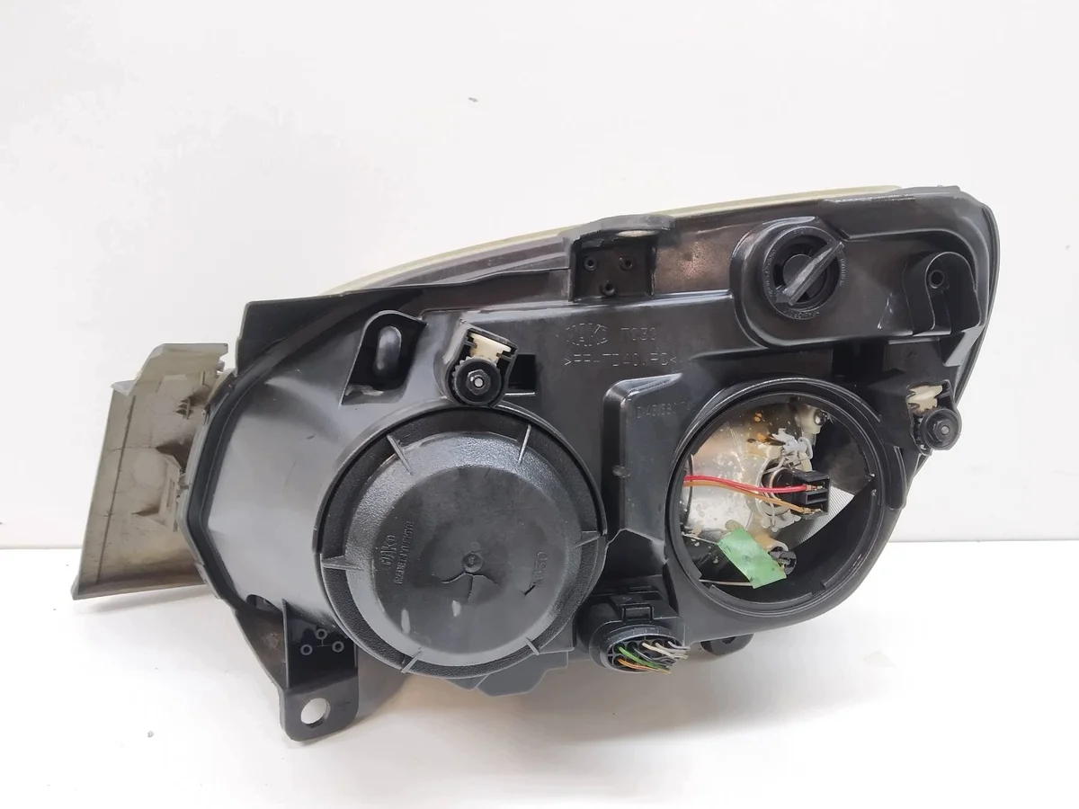 Lámpara Derecha Fiat Doblo 43680999