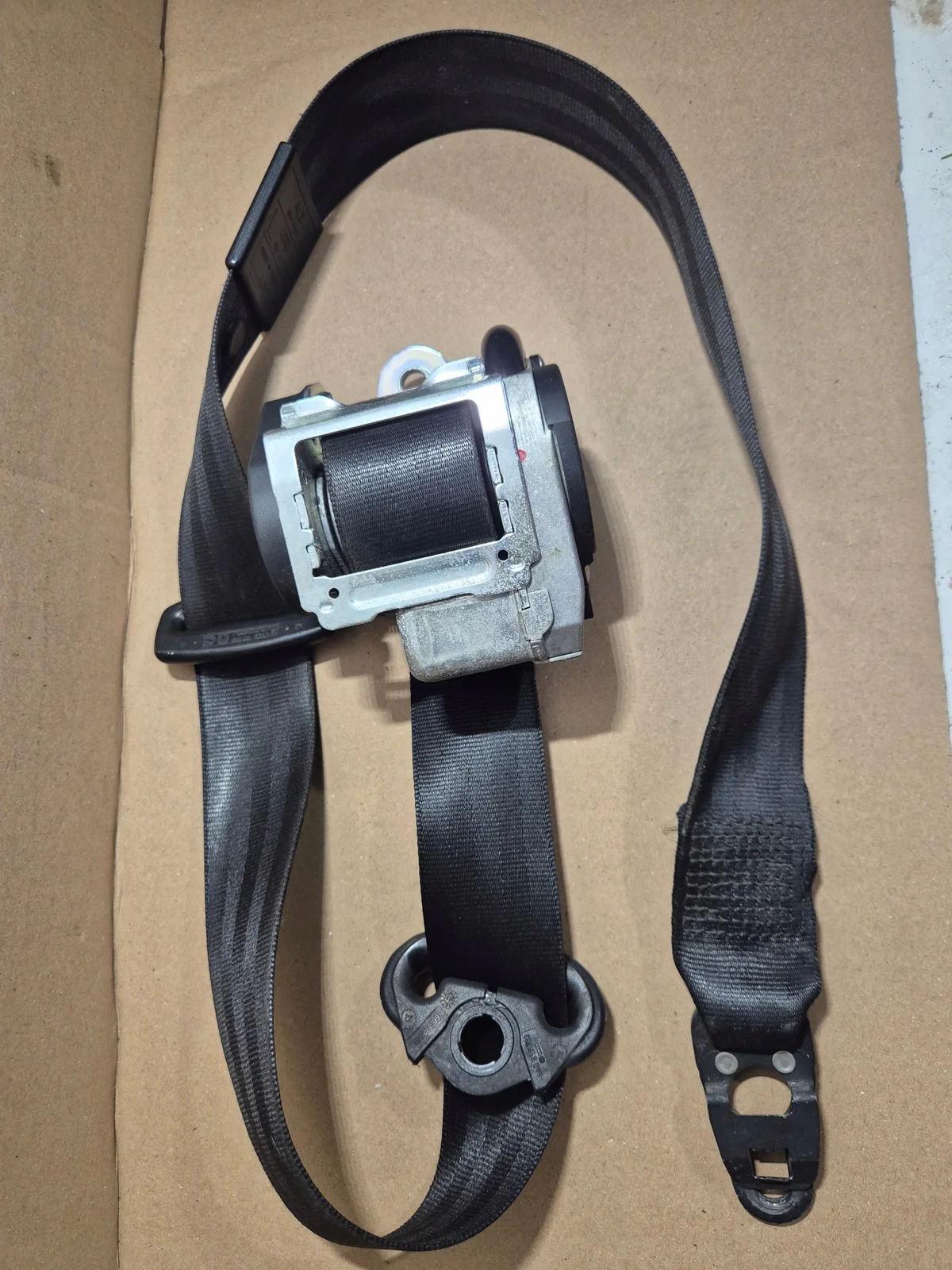 Sicherheitsgurt vorne links Audi A4 8E0857705F