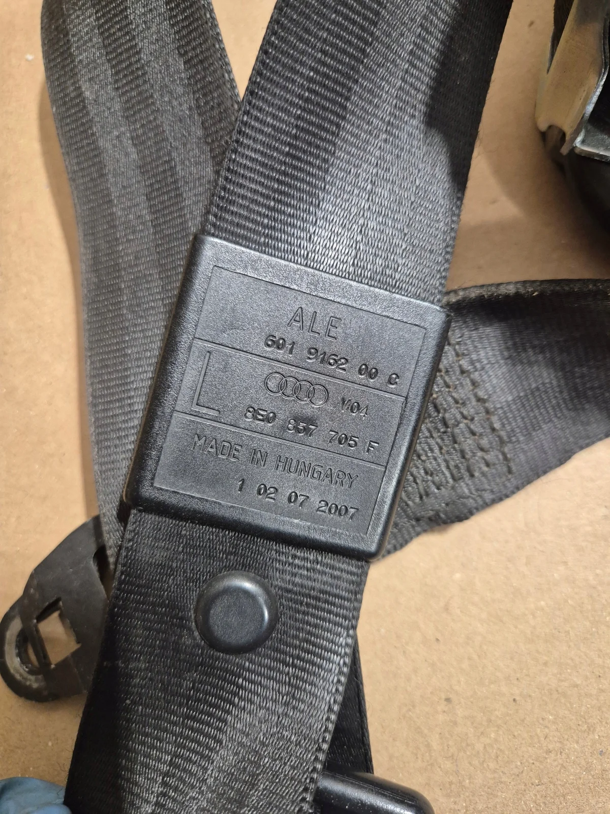 Etuturvavyö Audi A4 8E0857705F image 3