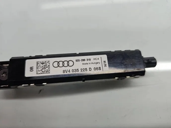 Antenneversterker Audi A3 8V4035225D image 4
