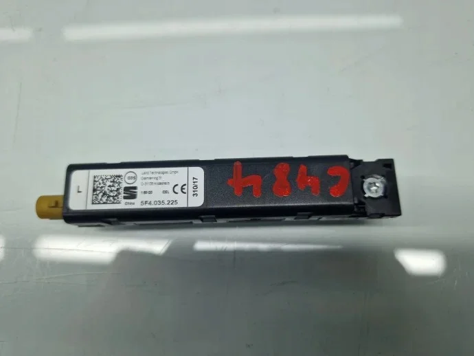Antennivahvistin Seat Leon 5F4035225 2012-2018