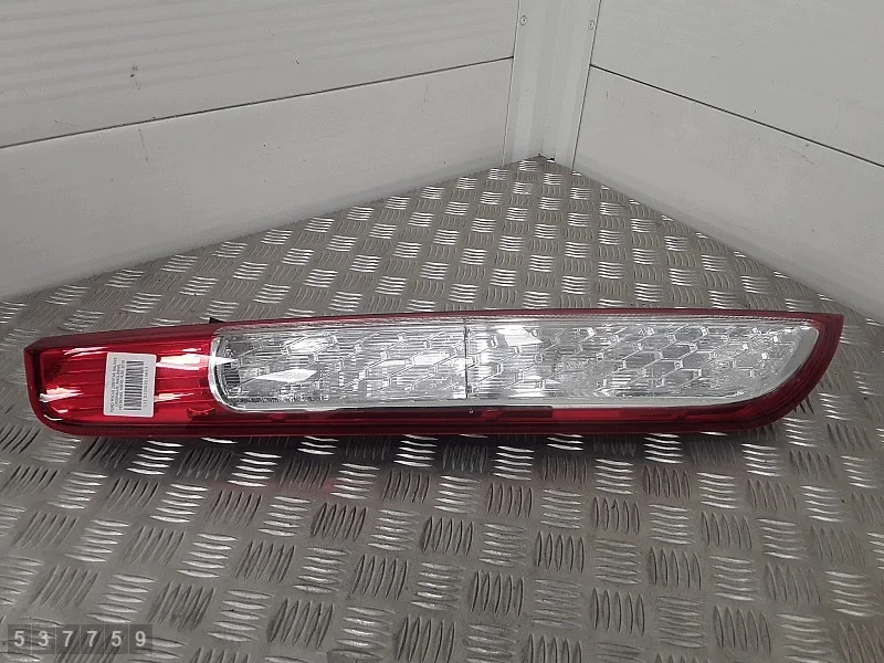 Feu arrière Ford Focus 8M5113405AD