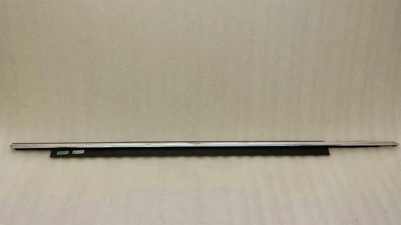 Audi A7 4G Sierlijst rechts voor 4G8853284B