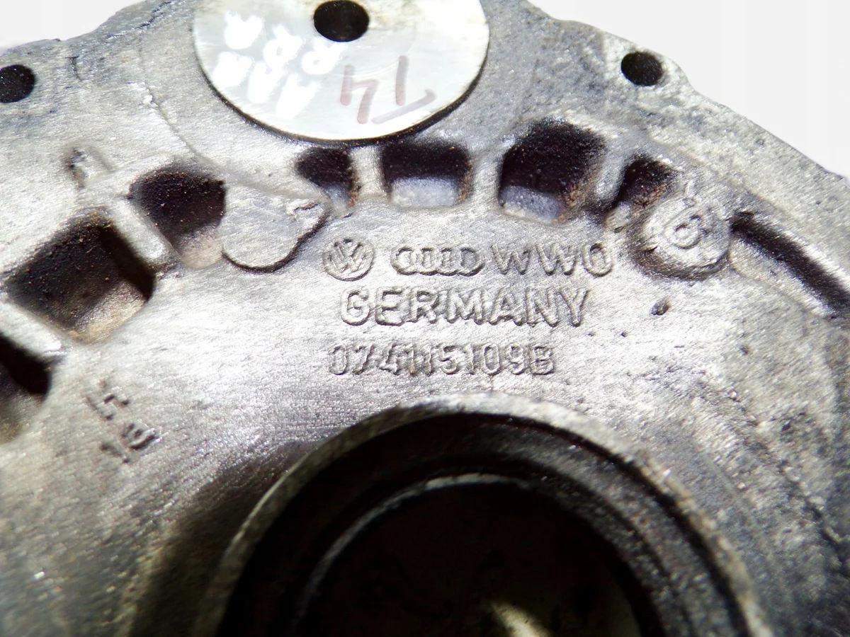 Pompa Olio Volkswagen 074115109B thumbnail 4